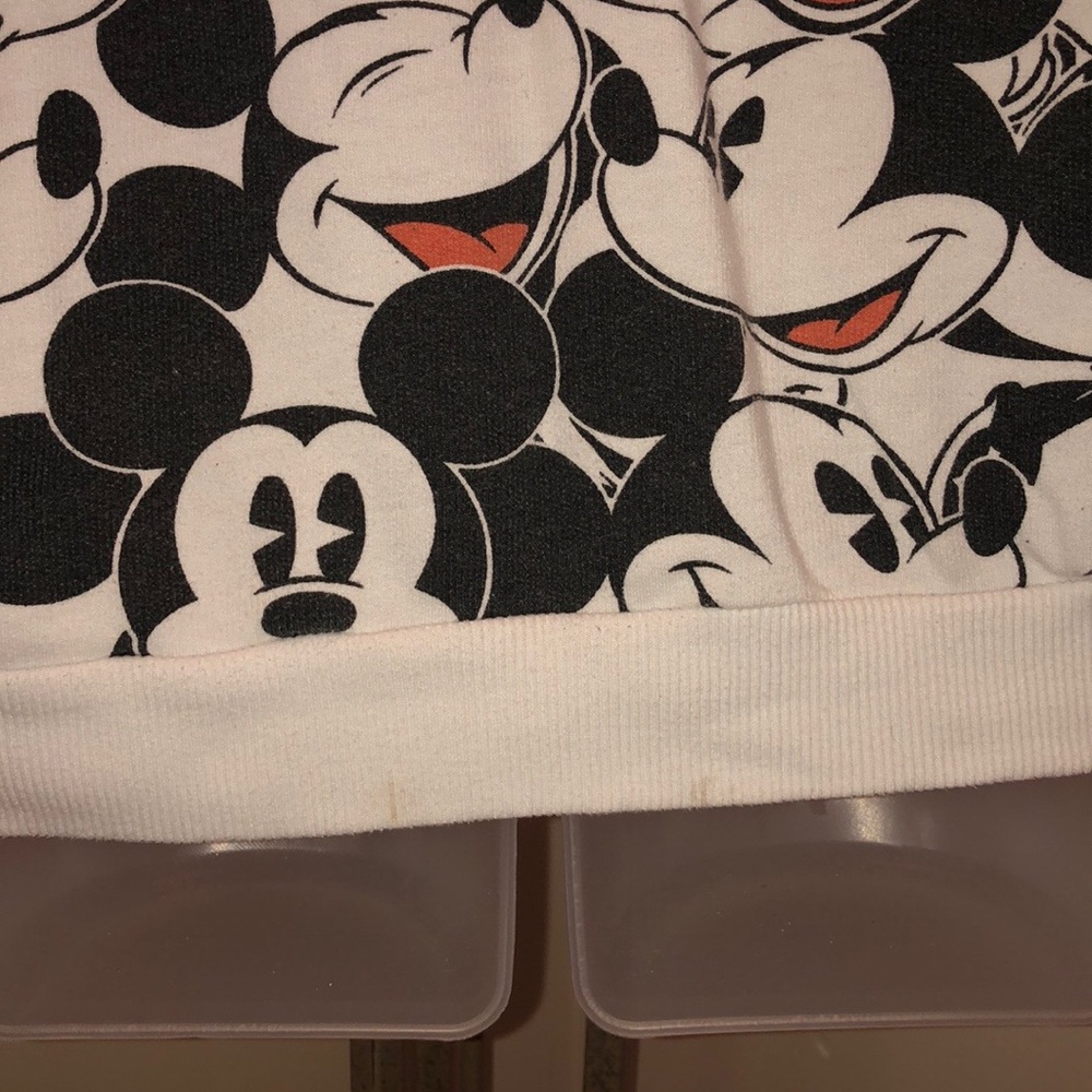 Disney Sweater - Picture 6 of 7
